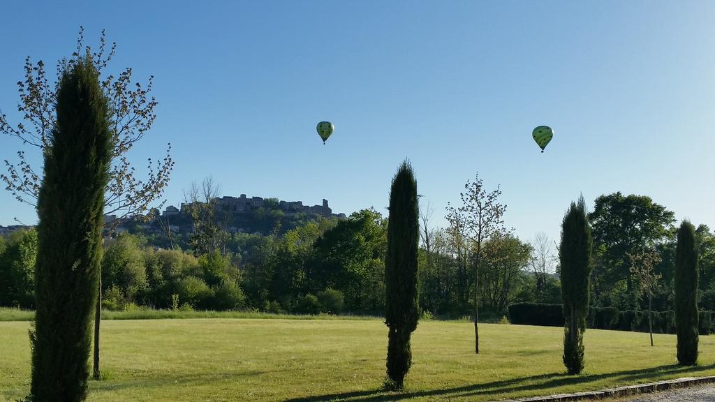 La Metairie Otel Cordes Sur Ciel Dış mekan fotoğraf