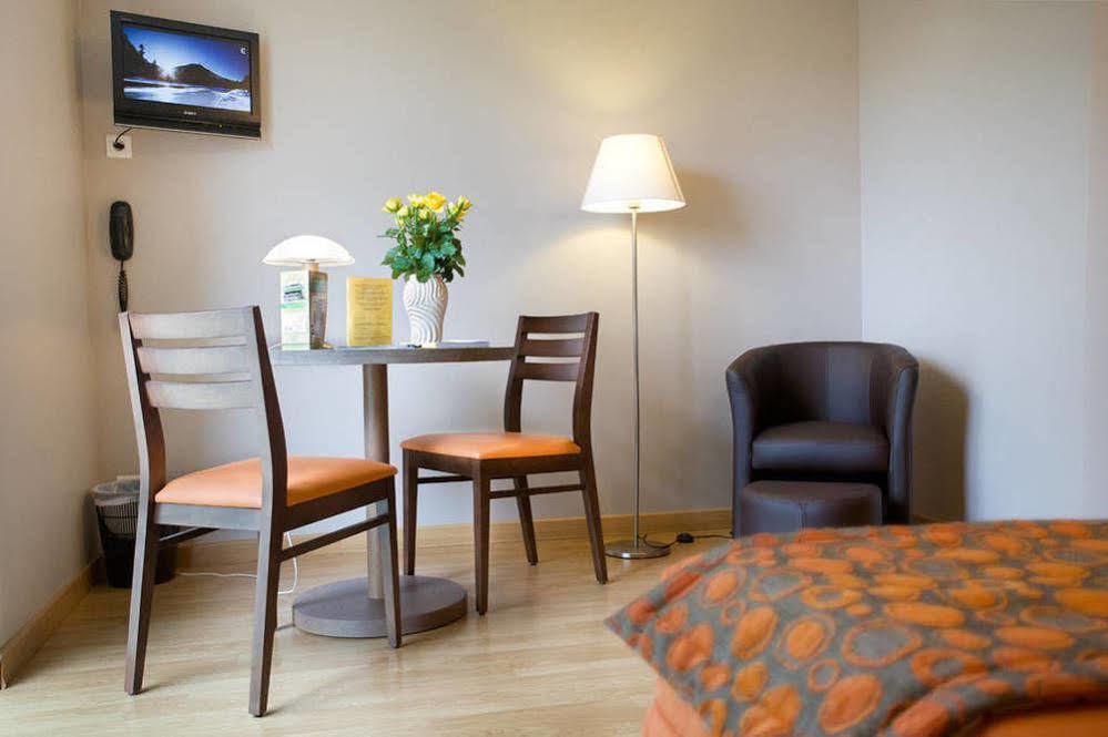 La Metairie Otel Cordes Sur Ciel Dış mekan fotoğraf