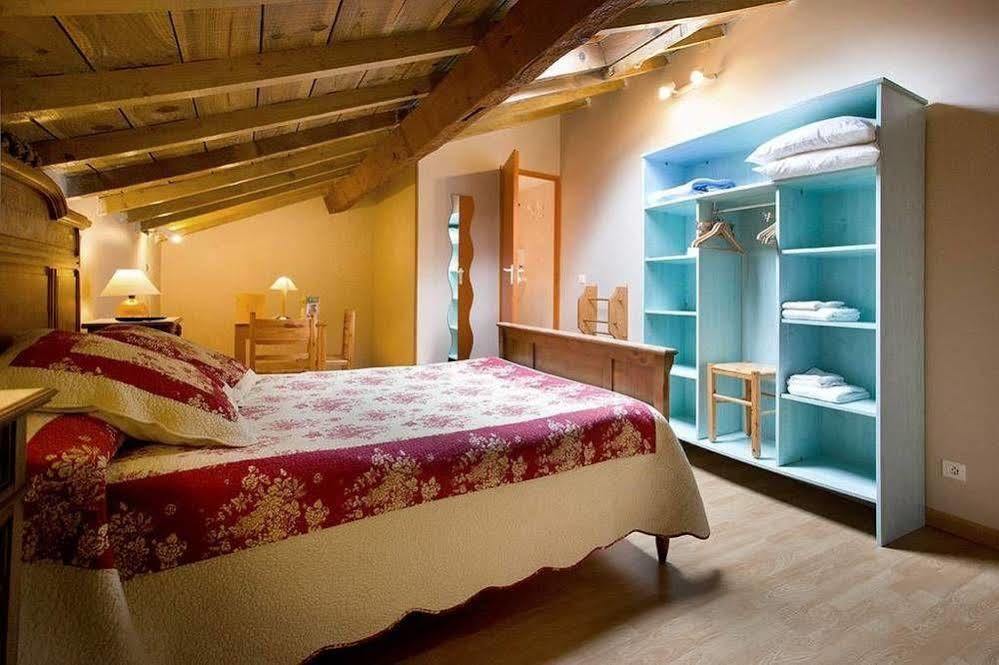 La Metairie Otel Cordes Sur Ciel Dış mekan fotoğraf